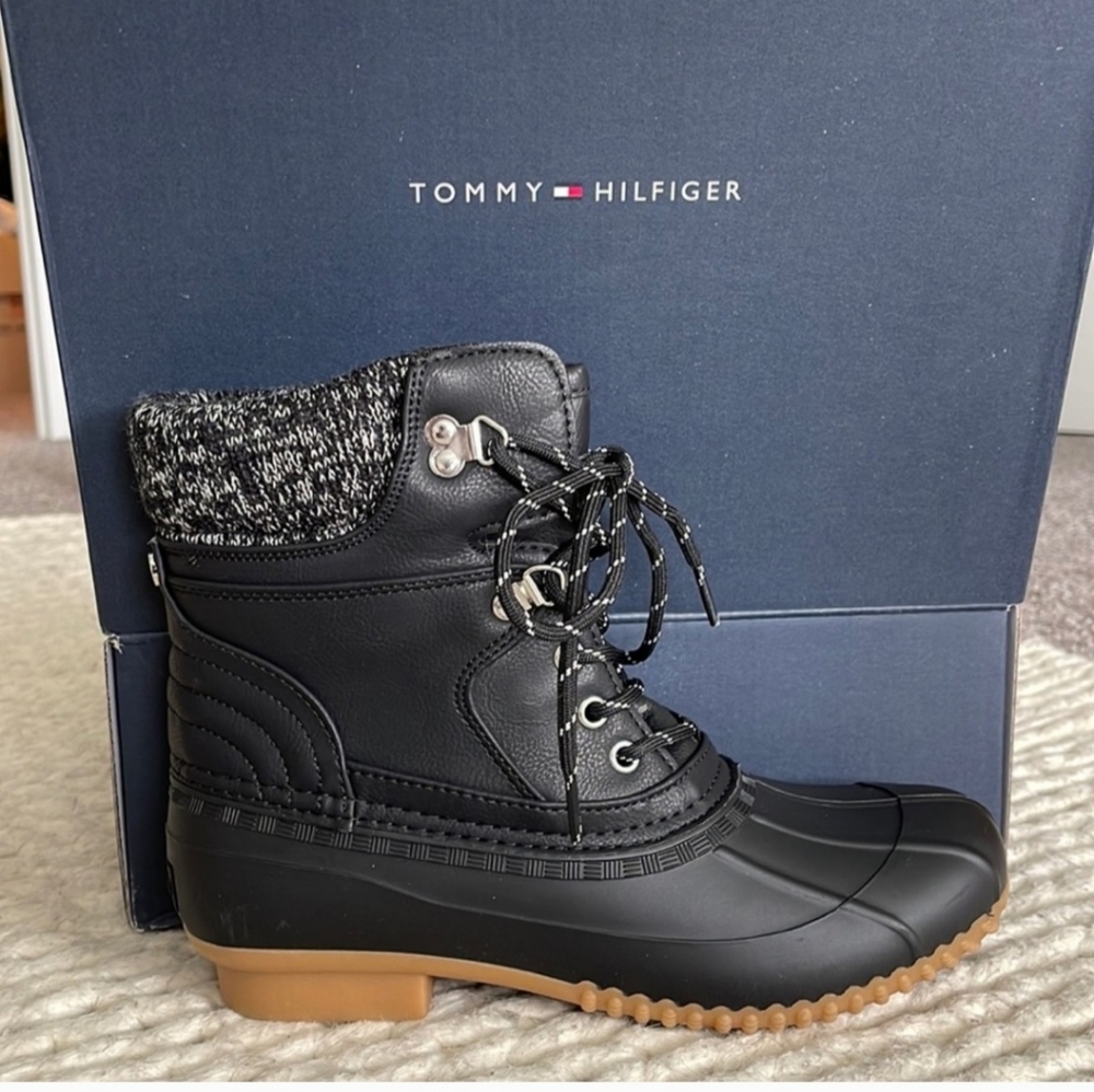 Tommy Hilfiger Rainah Duckboot NWT